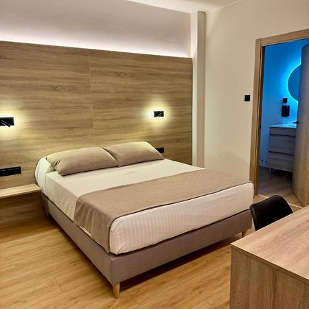 Miramar Suites Sada Esterno foto